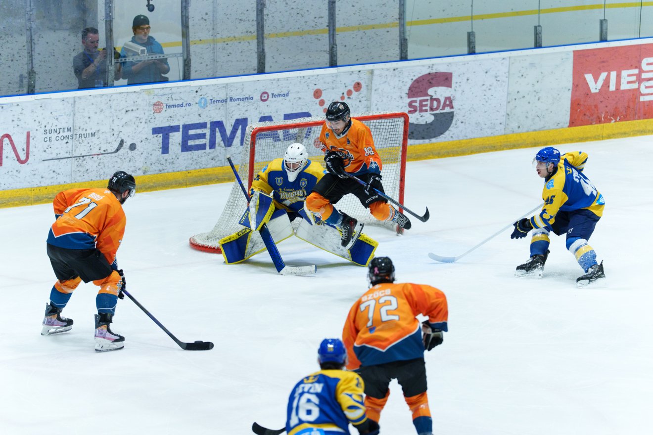 &bullet;  Fotó: Tuchiluș Alex