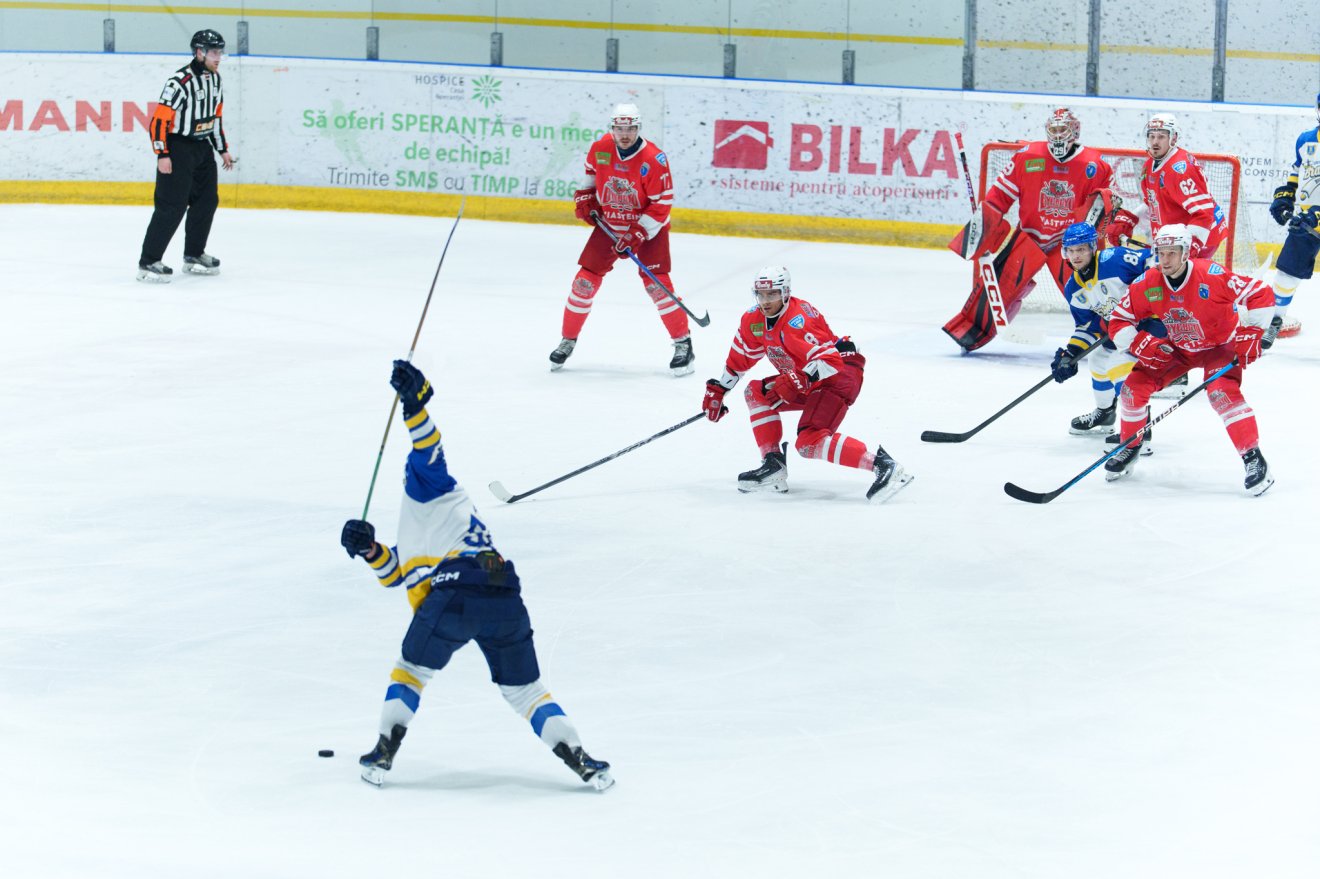 &bullet;  Fotó: Tuchiluș Alex