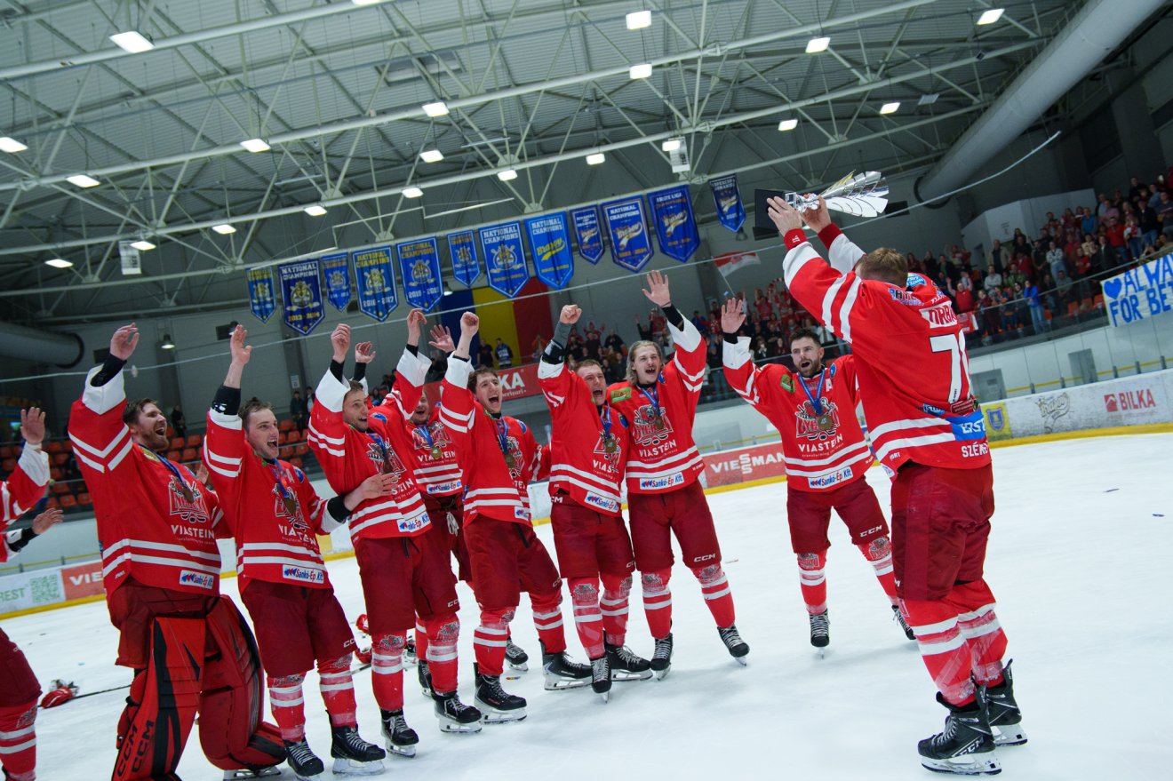 &bullet;  Fotó: Tuchiluș Alex