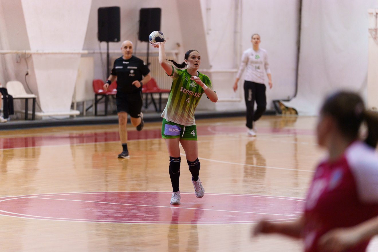 &bullet;  Fotó: Tuchiluș Alex