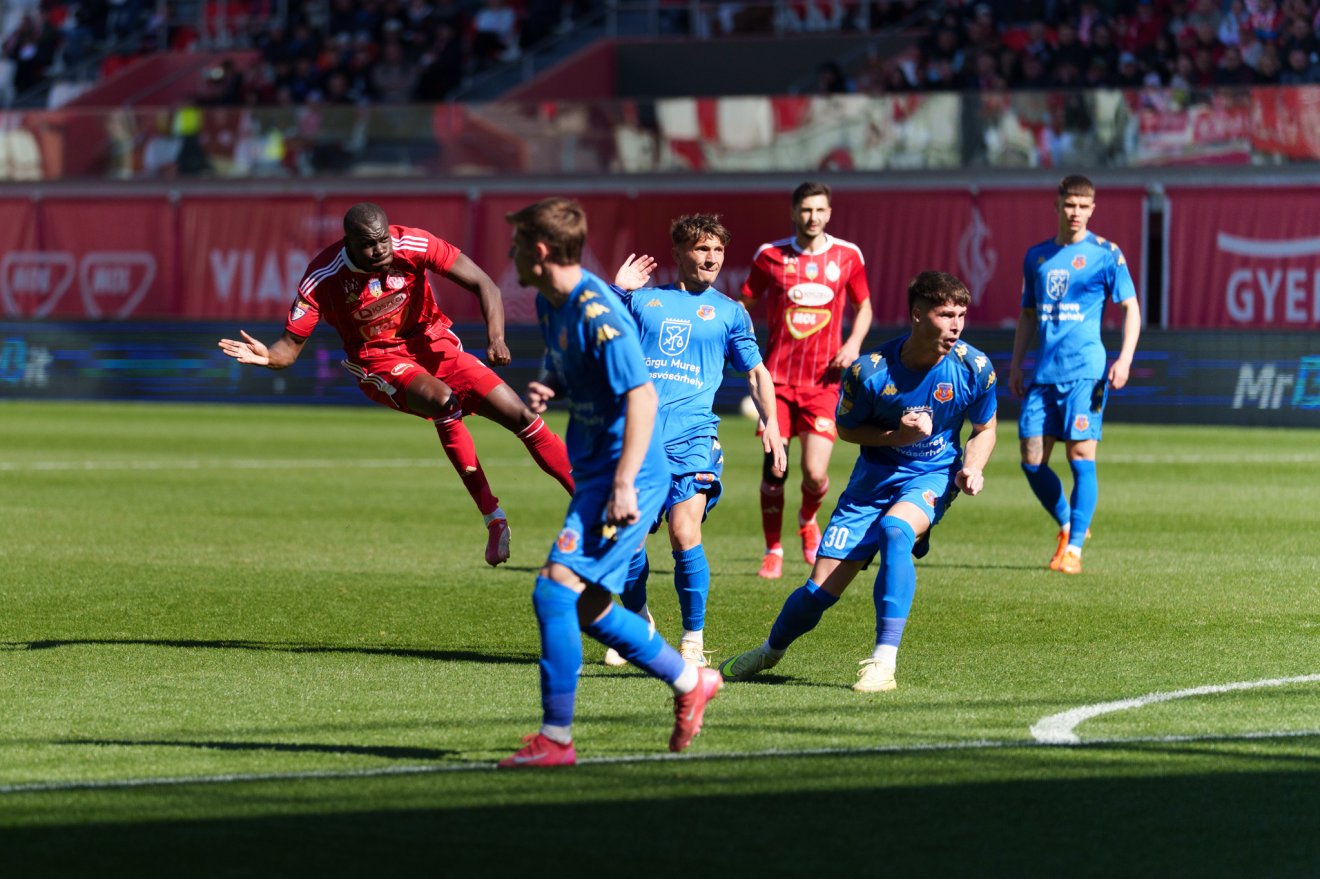 &bullet;  Fotó: Tuchiluș Alex