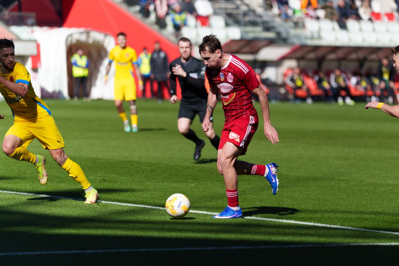 &bullet;  Fotó: Tuchiluș Alex