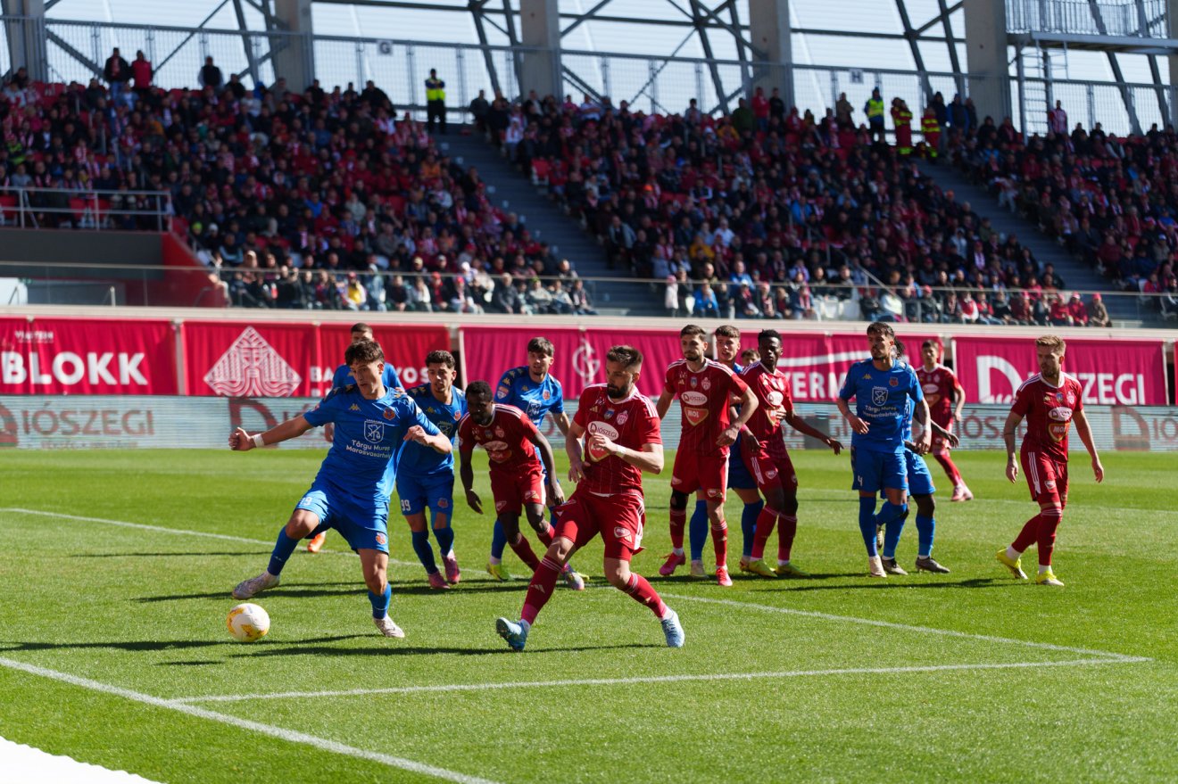 &bullet;  Fotó: Tuchiluș Alex