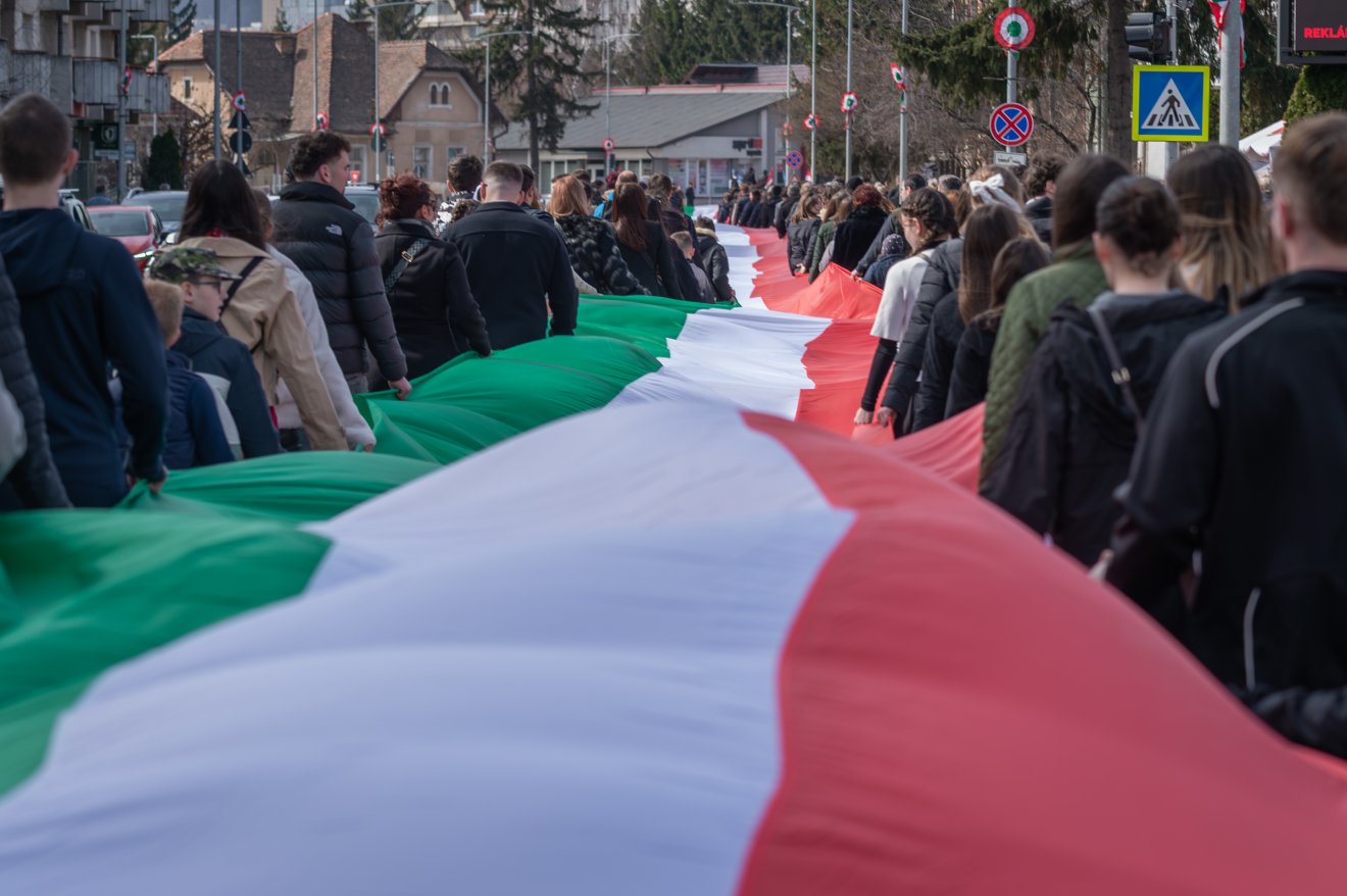 A polgármester célként jelölte meg, hogy a város békéjét, a székelyföldi magyar közösség erejét és azt a hitet, hogy ezen a földön van jövőnk, megőrizze a közösség &bullet;  Fotó: Pinti Attila