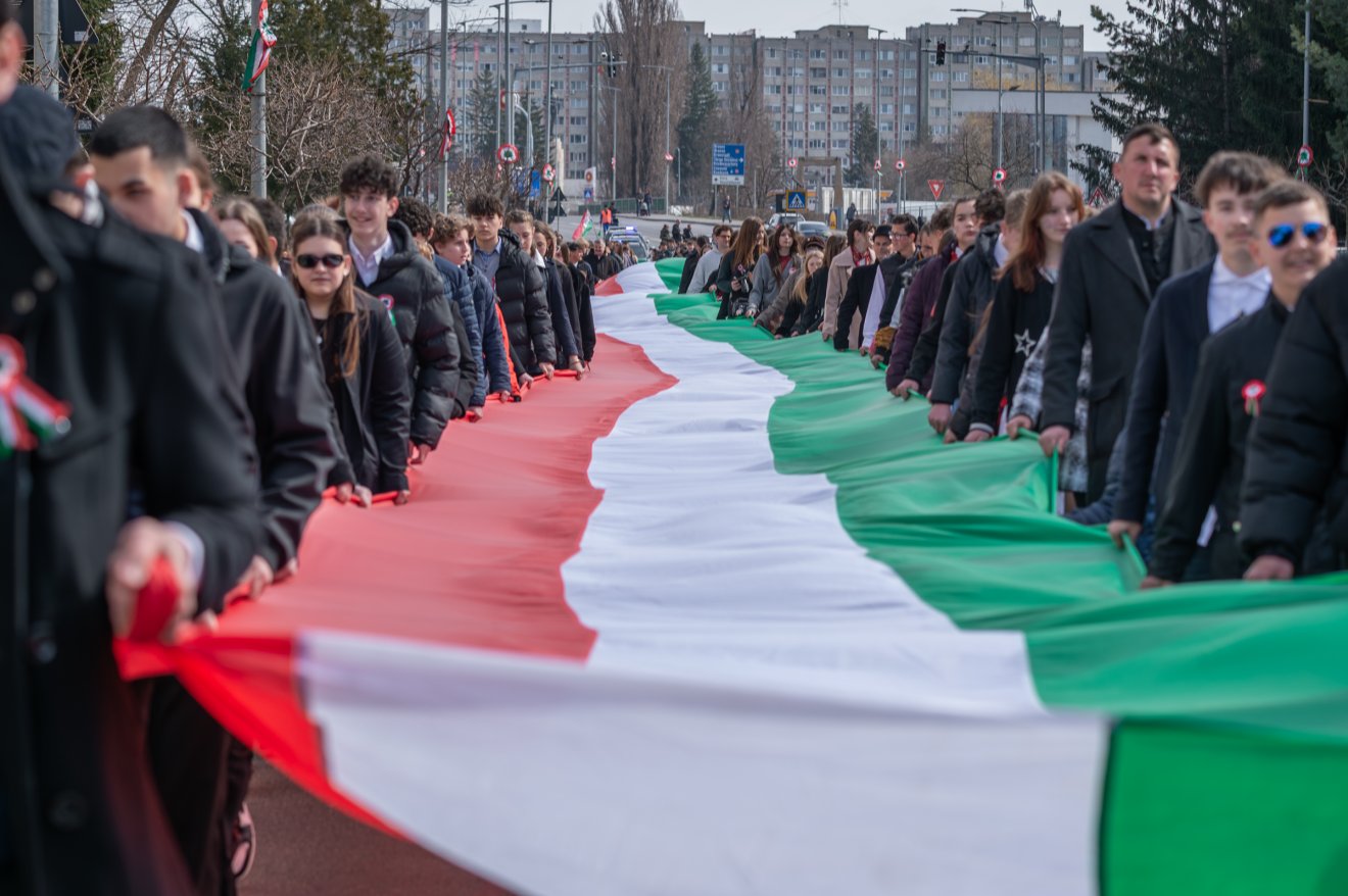 &bullet;  Fotó: Pinti Attila