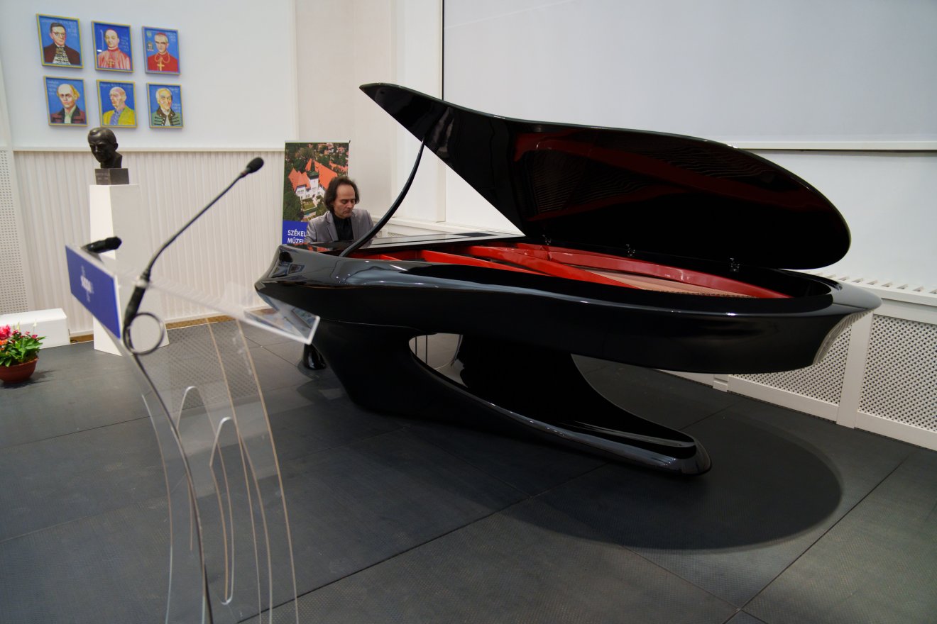 Liszt Ferenc műveiből válogatott a zongoraművész &bullet;  Fotó: Tuchiluș Alex