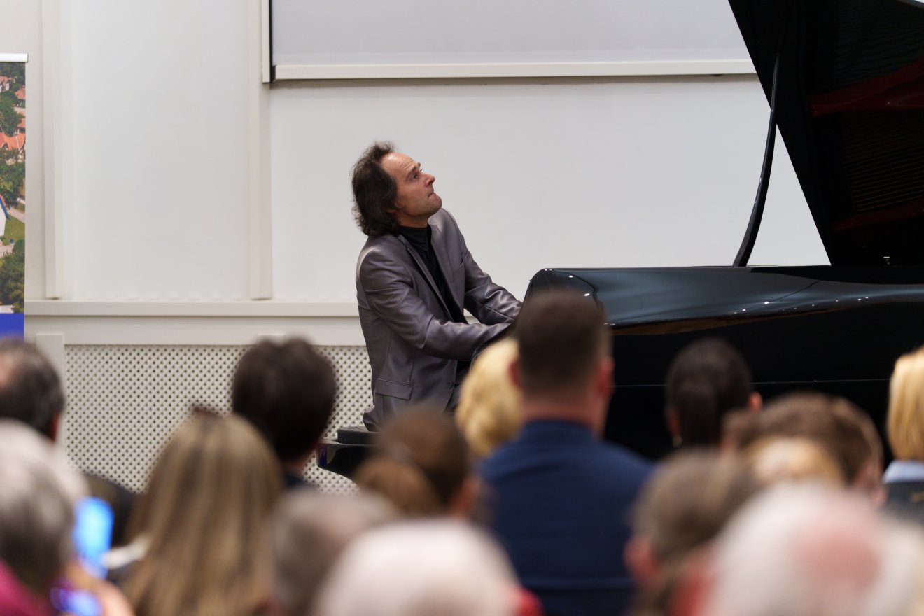 &bullet;  Fotó: Tuchiluș Alex