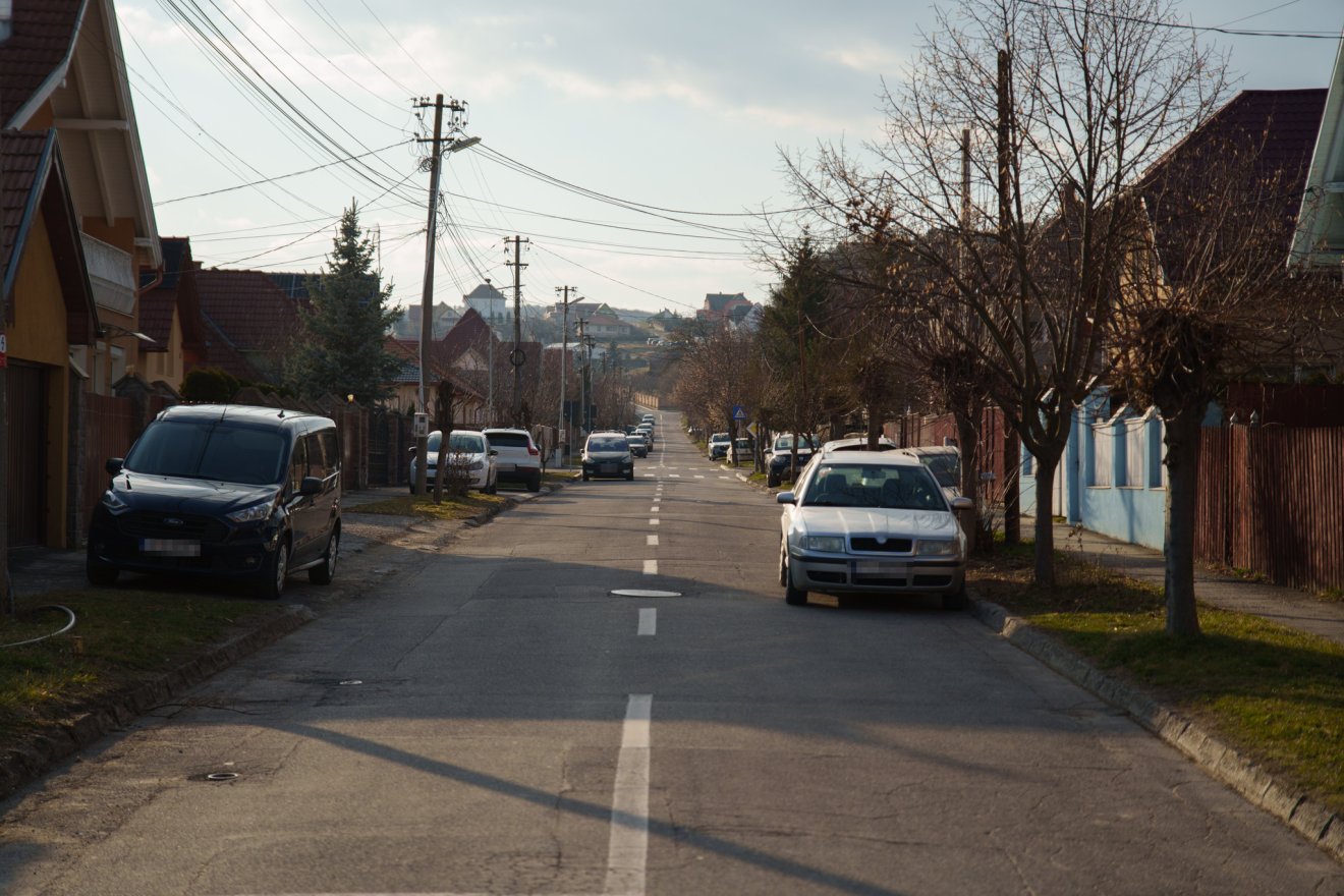 A Fülemüle utcát is feltörik, de megéri: tavaszi munkálatok Sepsiszentgyörgyön
