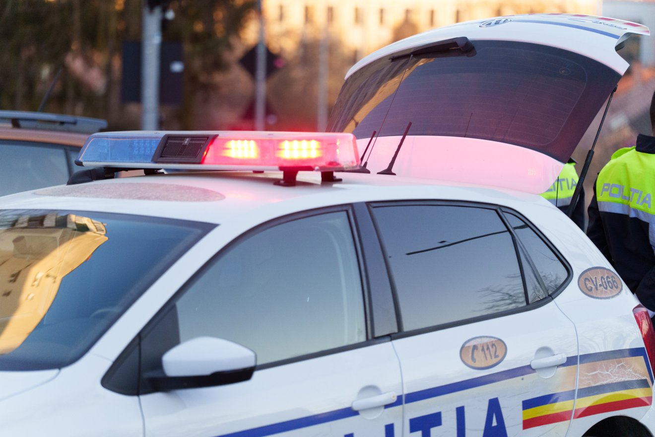 Lesodródott az útról egy fiatal sofőr Siménfalván, alkoholt is fogyasztott