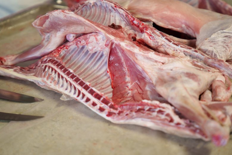 Ahány város, annyi ár: ennyiért juthatnak hozzá a húsvéti bárányhúshoz Székelyföldön