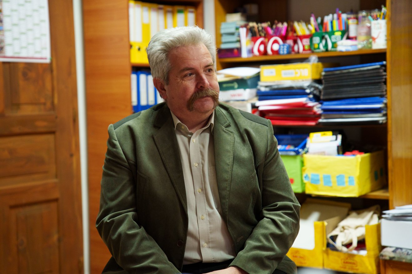 Simon László evangélikus lelkész nevetségesnek tartja azt a módszert, ahogyan kiiktatták a szomszédokat