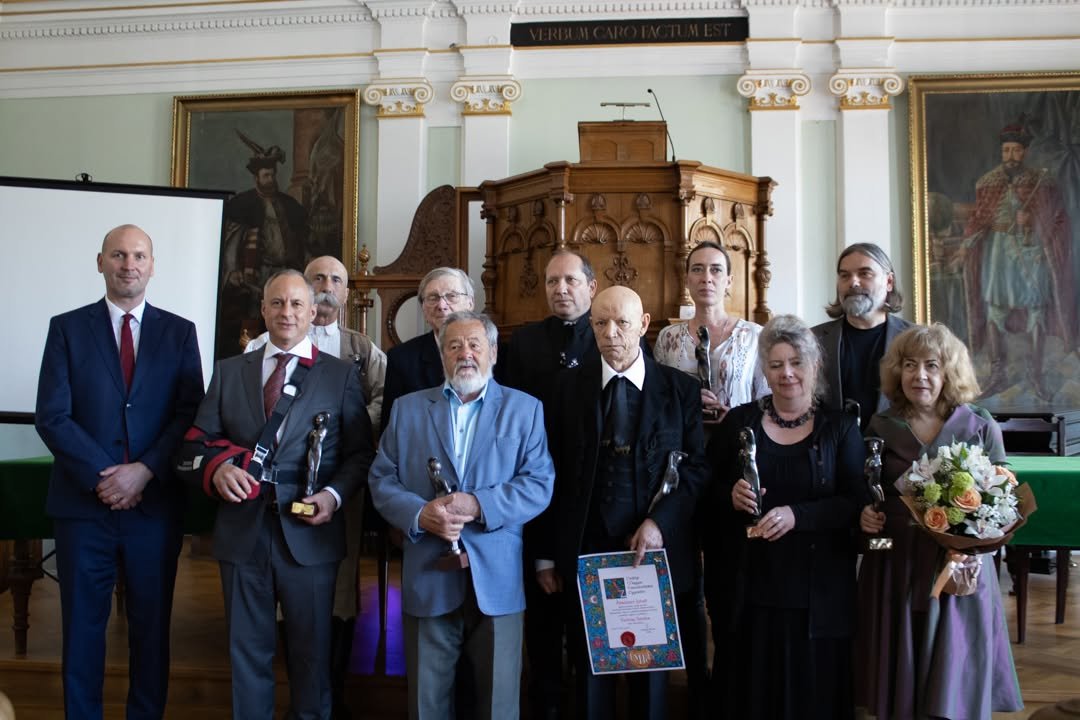 Az erdélyi magyar közművelődésért tevékenykedő embereket ismertek el &bullet;  Fotó: Erdélyi Magyar Közművelődési Egyesület/Facebook