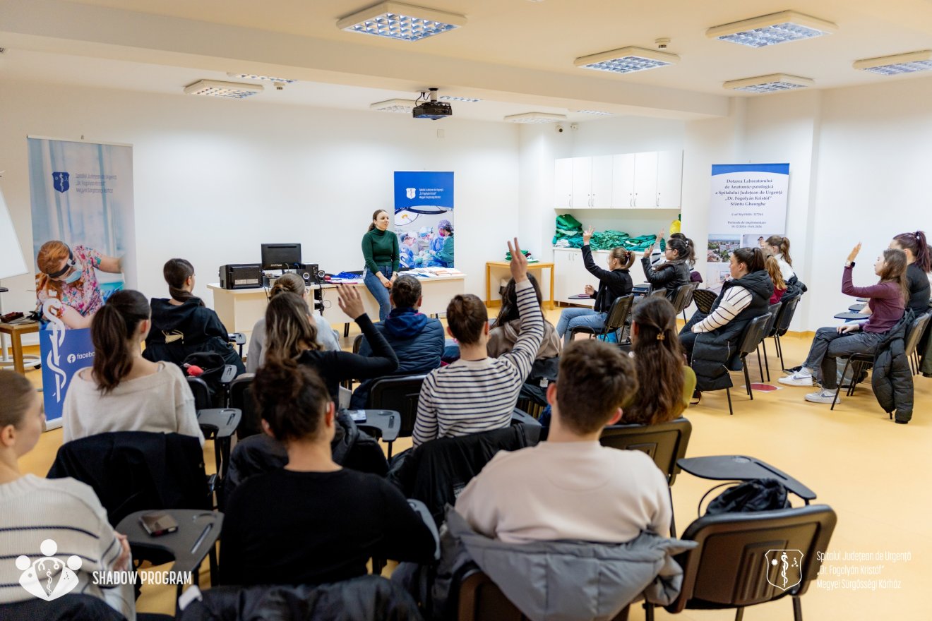 Több mint százötven diákot fogadtak négy nap alatt a sepsiszentgyörgyi megyei kórházban &bullet;  Fotó: Bicsak Gergő