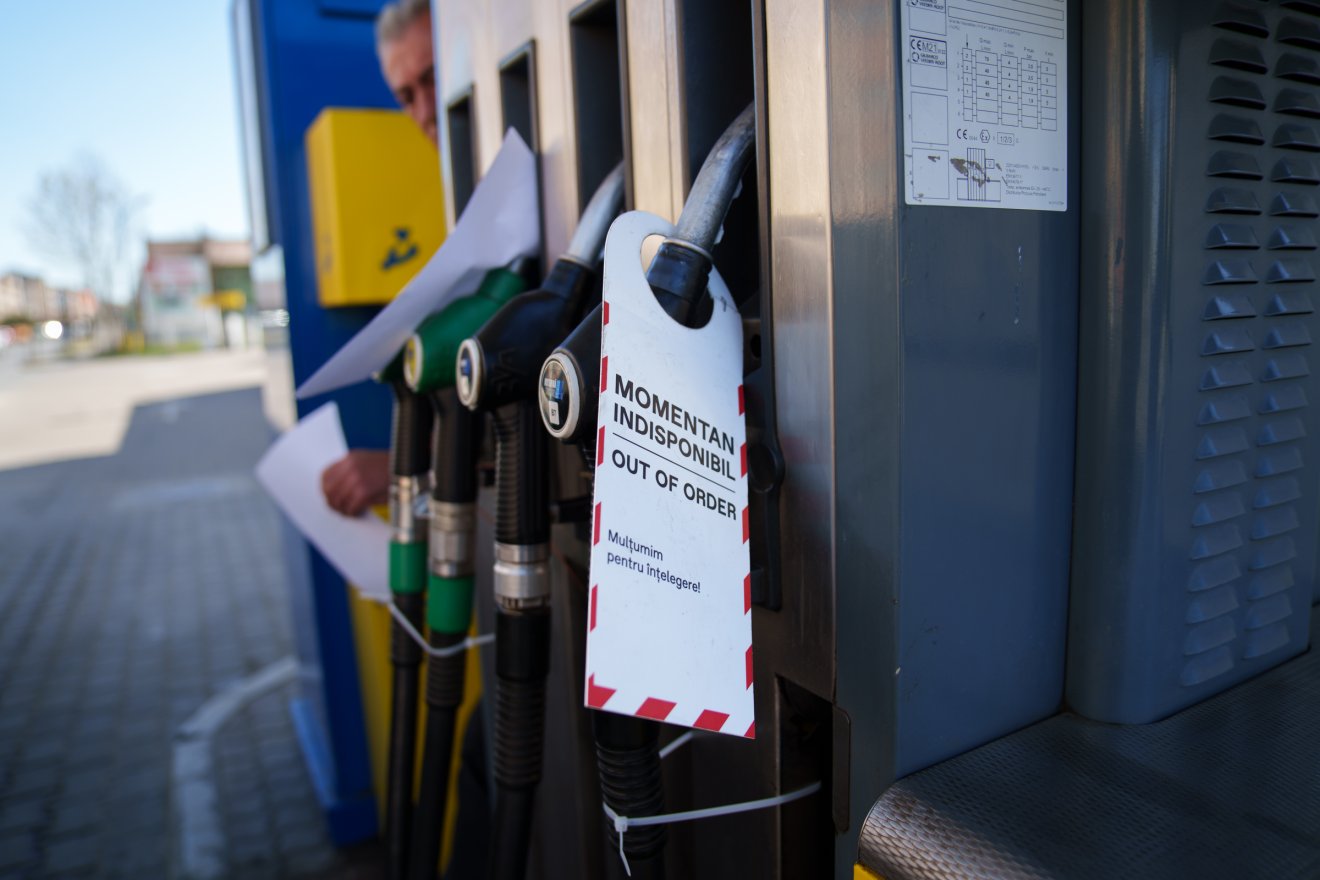 Számos székelyföldi Petrom kútnál lépett fel üzemanyaghiány &bullet;  Fotó: Tuchiluș Alex