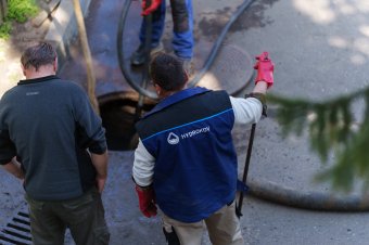 Nem tudják, mi okozta a vízszennyeződést Kézdivásárhelyen, módosít eljárásrendjén a Hydrokov