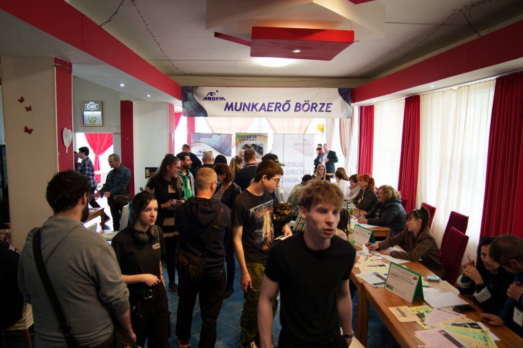 Elcsúszott egymás mellett a kereslet és a kínálat a sepsiszentgyörgyi állásbörzén