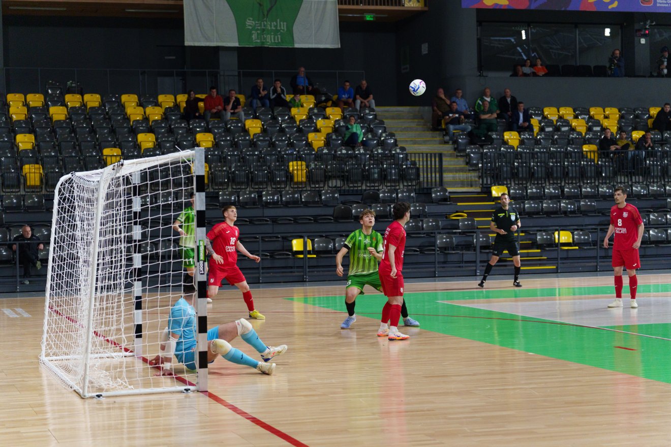 &bullet;  Fotó: Tuchiluș Alex