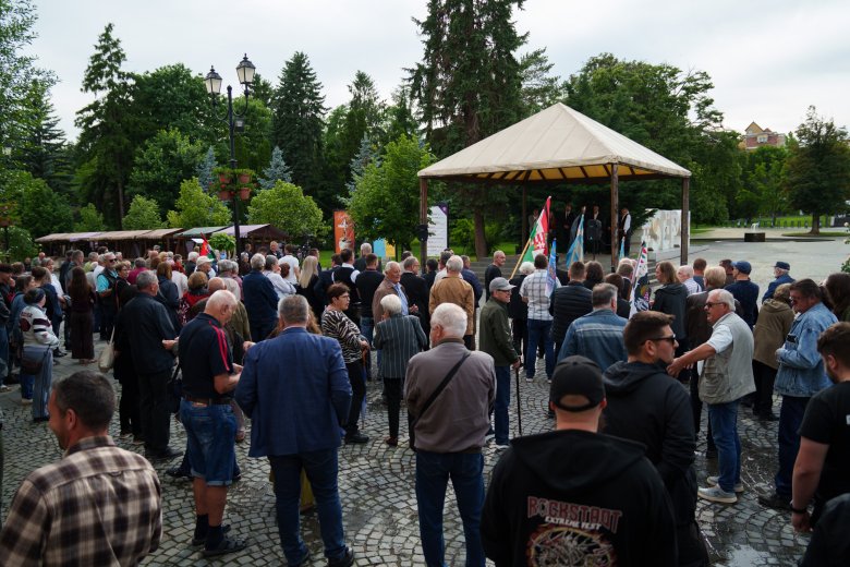 Trianon üzenete: a nemzet iránti olthatatlan szeretetből merítsünk erőt