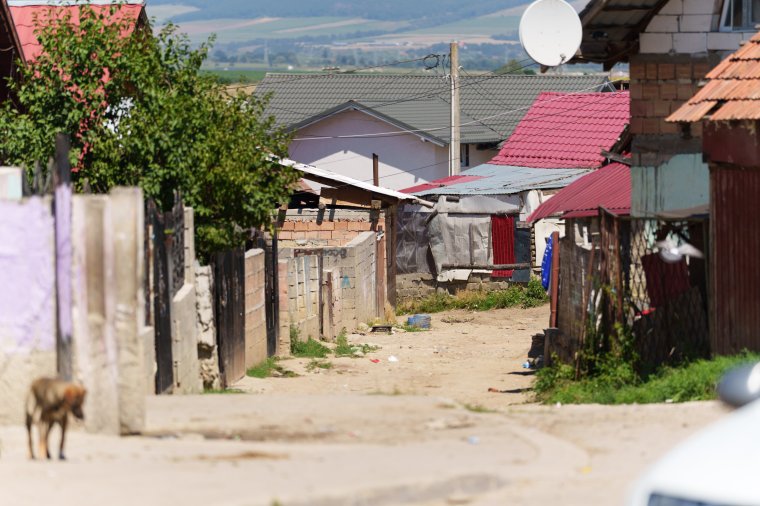 Nagyszabású razziát tartott a rendőrség a sepsiszentgyörgyi Őrkő negyedben