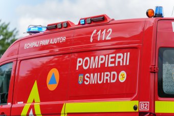 Autó sodródott le az útról Nyárádmagyarósnál