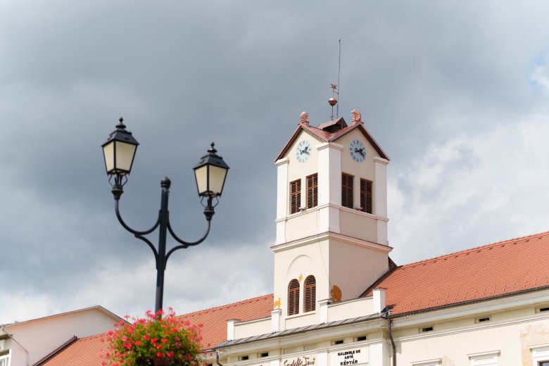 Vasárnap még kitart a rossz idő, de hamarosan visszatér a meleg
