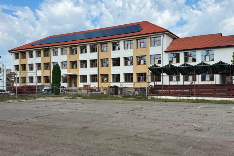 PNRR-projekt részeként újult meg Kőrösi Csoma Sándor Líceum Kovásznán