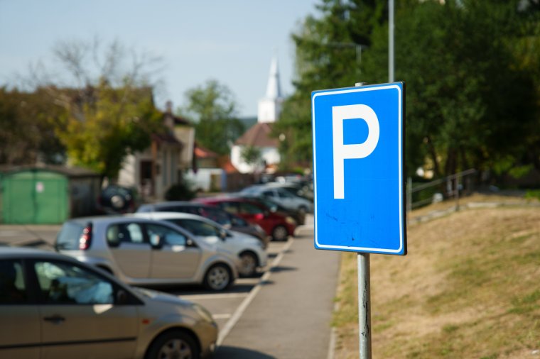Parkolási tartozásról kapott SMS-t? Csalók próbálhatják megszerezni adatait