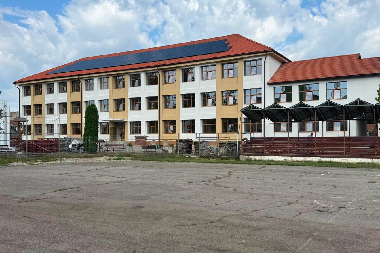 Kényelmes, modern épületben tanulhatnak a diákok &bullet;  Fotó: Gyerő József/Facebook