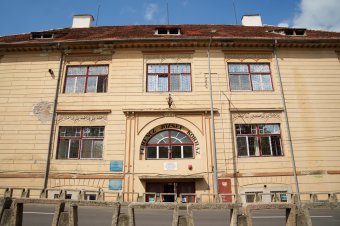 A földrengésveszélyes épületek megerősítését célzó programból újítják fel a sepsiszentgyörgyi pszichiátriát