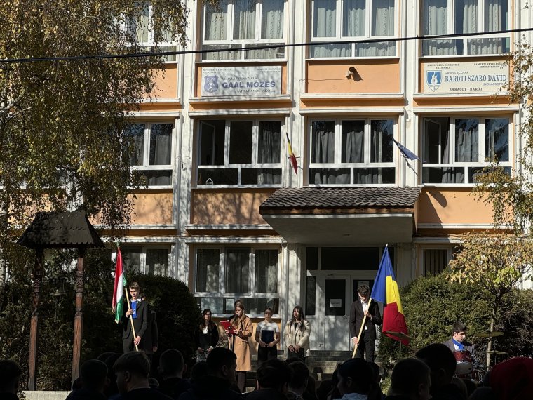 Tanév közben költöznek a baróti középiskola diákjai