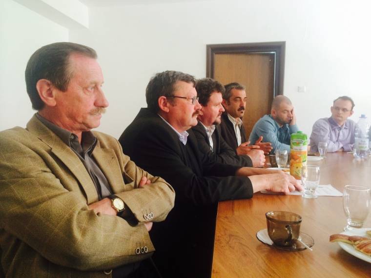 Itthon kell maradni és dolgozni