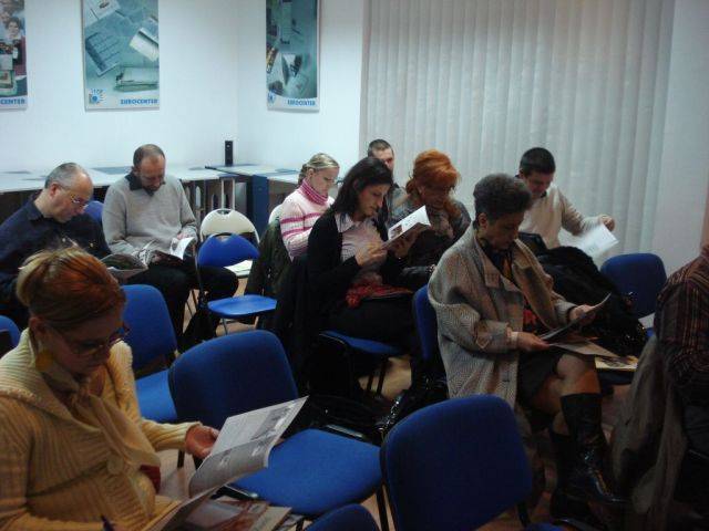 Civileknek tartanak tájékoztatást