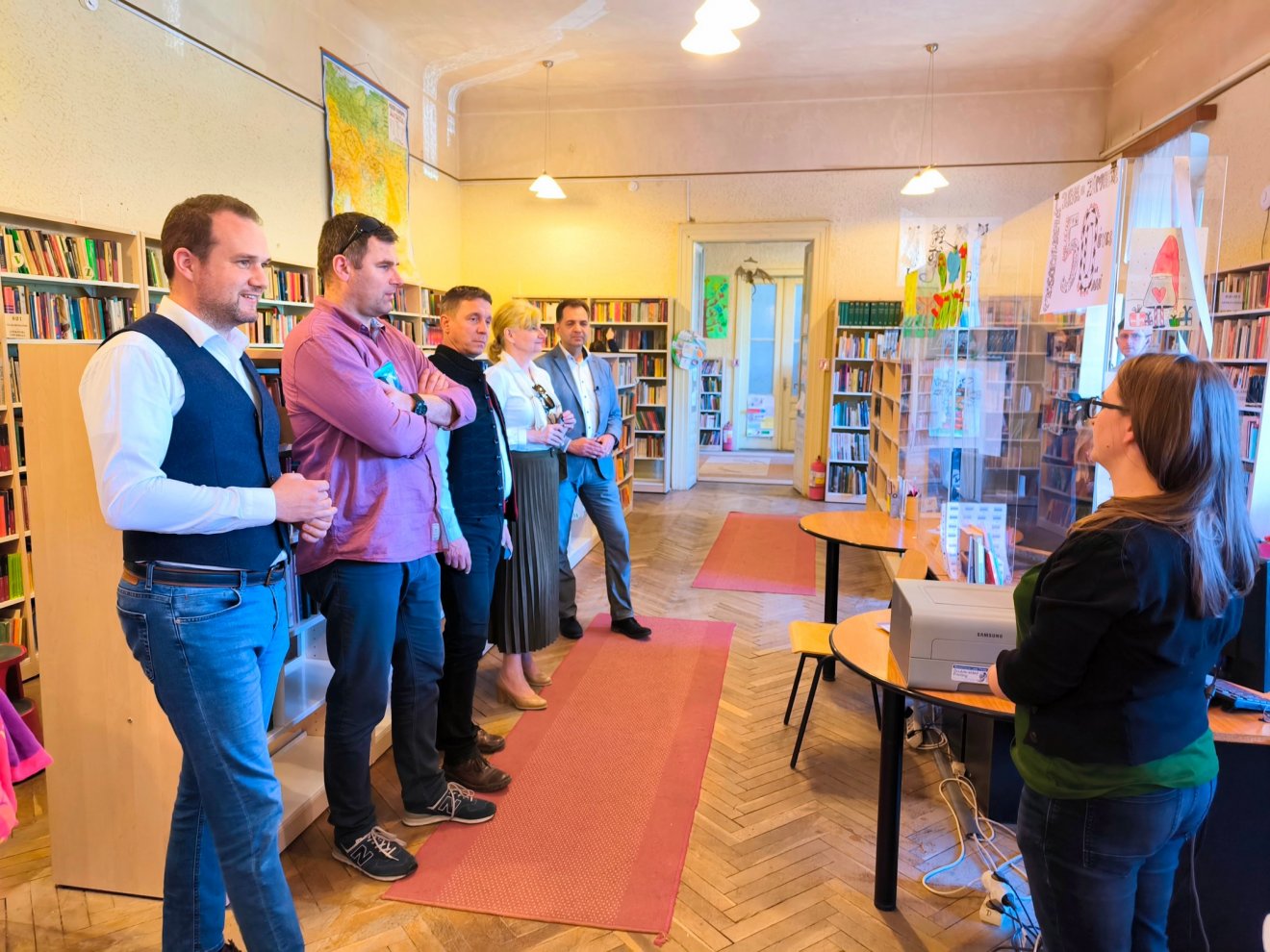 Közismert személyek fedezték fel újra a könyvtárat •  Fotó: Farkas Orsolya