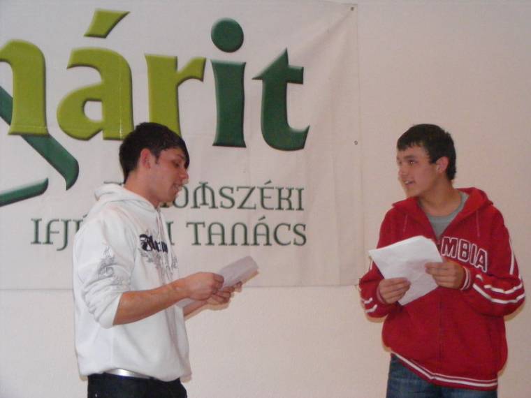 Humorshow elődöntő