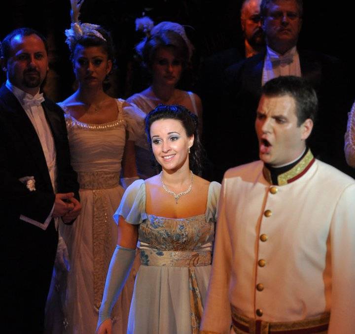 Magyarországi operettsiker Dancs Annamarival
