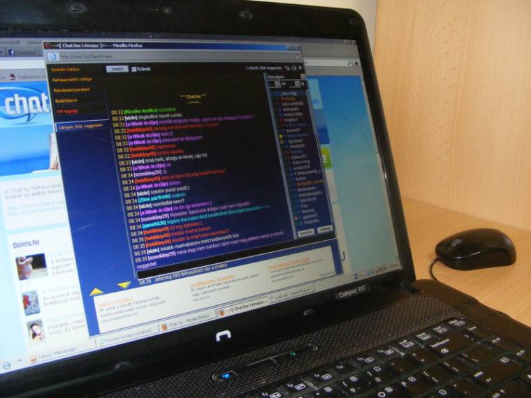 A virtuális világ előnyei és hátrányai