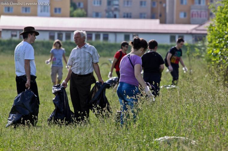 Önkéntes szemétgyűjtés Sepsiszentgyörgyön