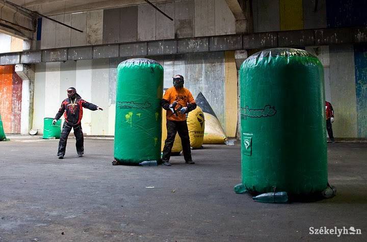 •  Fotó: Henning János