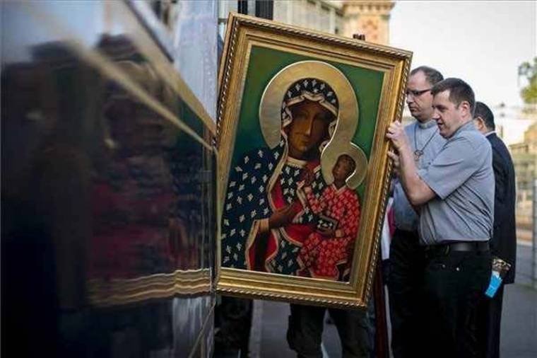 Háromszéken a Fekete Madonna