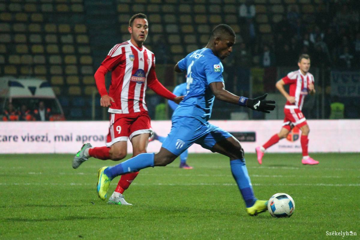 A Craiova a hosszabbításban szerzett góllal ejtette ki a Sepsi OSK-t •  Fotó: Pál Árpád