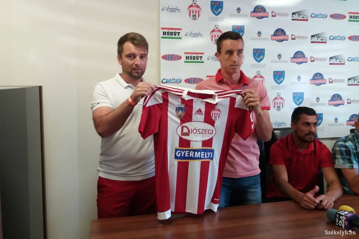 Az új igazolás. Fülöpnek van tapasztalata az 1. Ligában &bullet;  Fotó: Sánta Imre