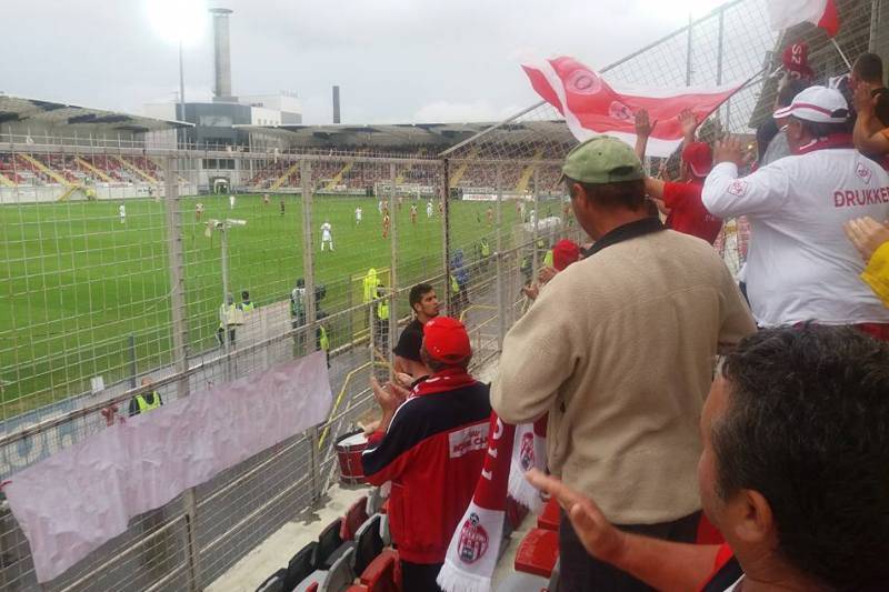 &bullet;  Fotó: Facebook/Sepsi OSK szurkolók oldala