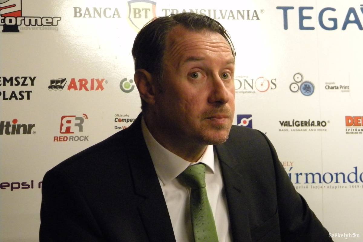 &bullet;  Fotó: Sánta Imre