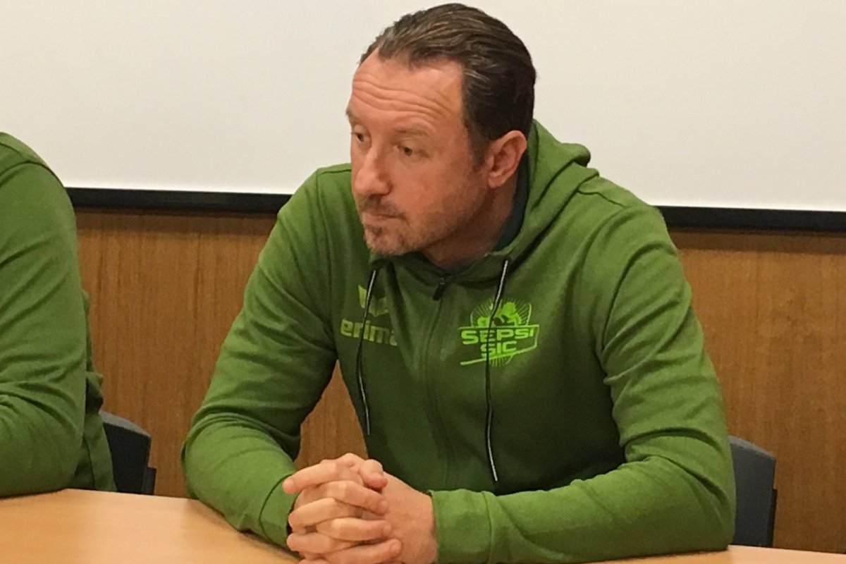 Zoran Mikes telt házra számít &bullet;  Fotó: Sánta Imre