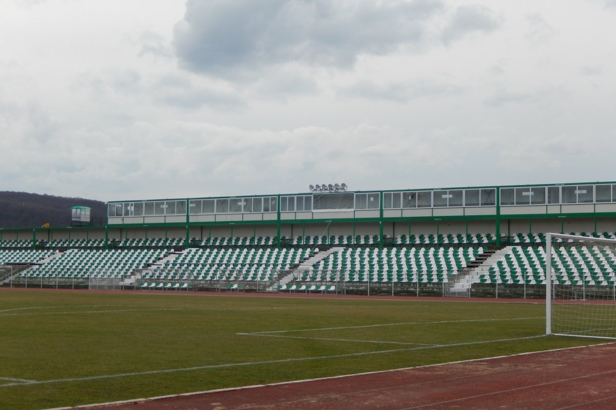 Telt ház lesz a szentgyörgyi stadionban. Már szerdán elfogytak a jegyek •  Fotó: Sánta Imre