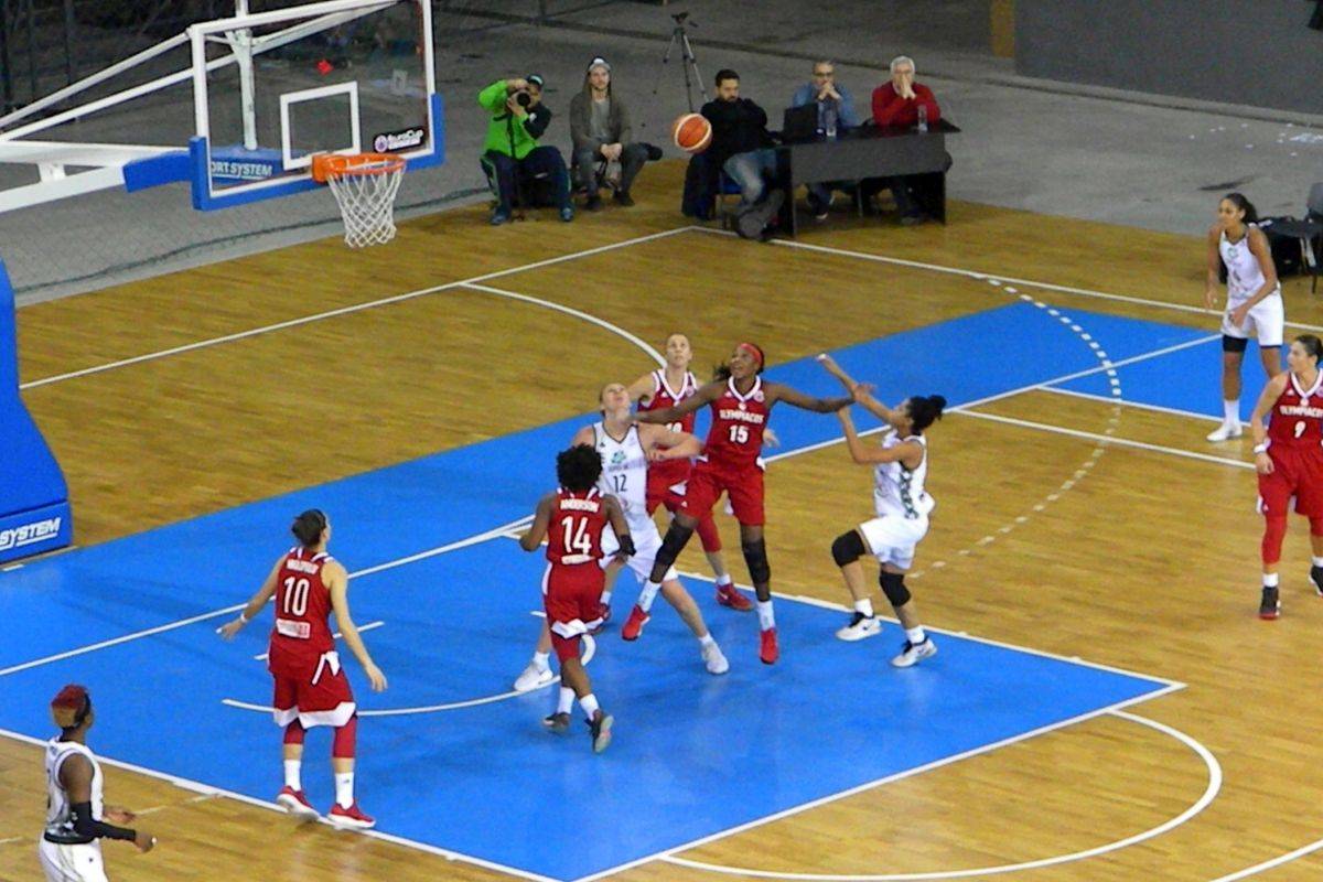 &bullet;  Fotó: Sánta Imre