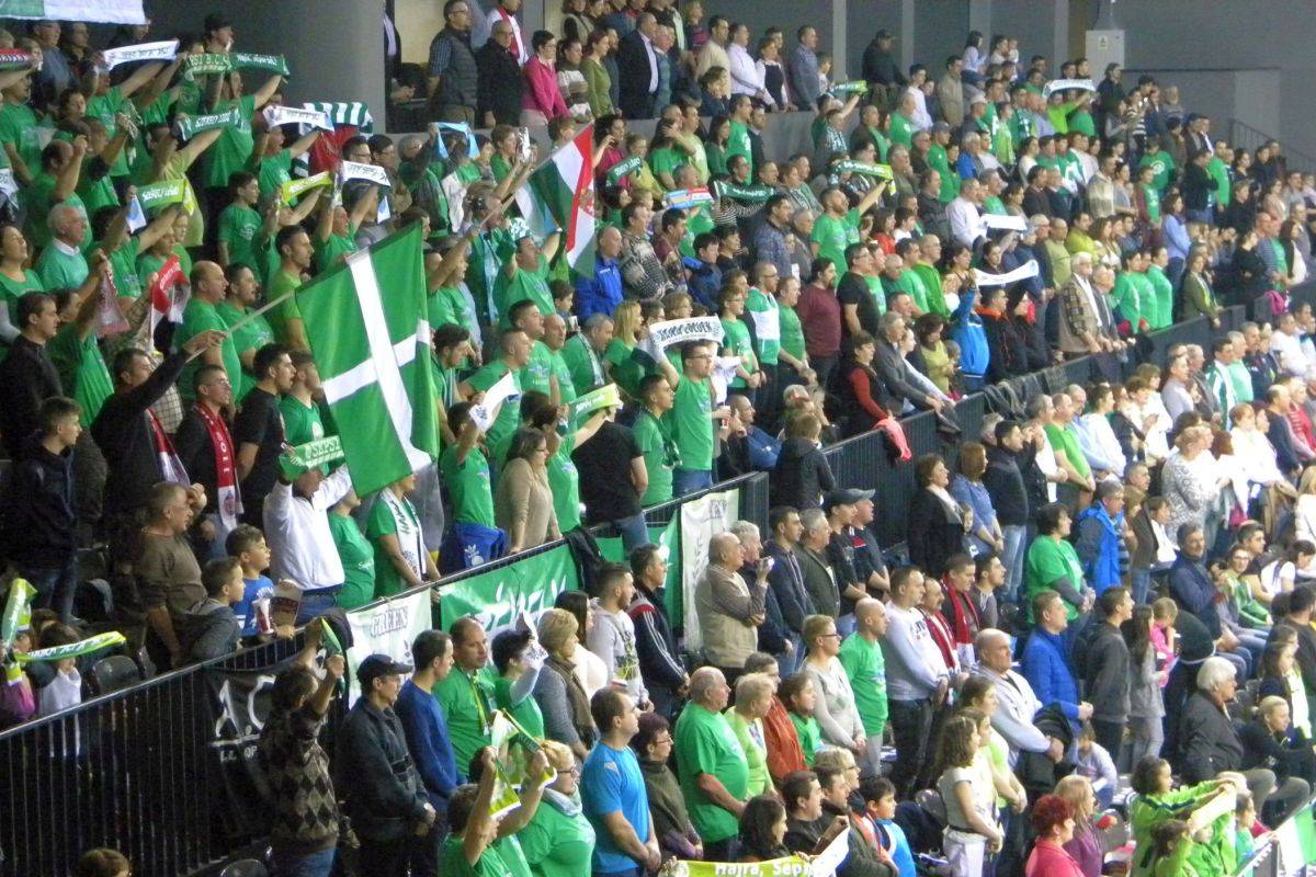 &bullet;  Fotó: Sánta Imre