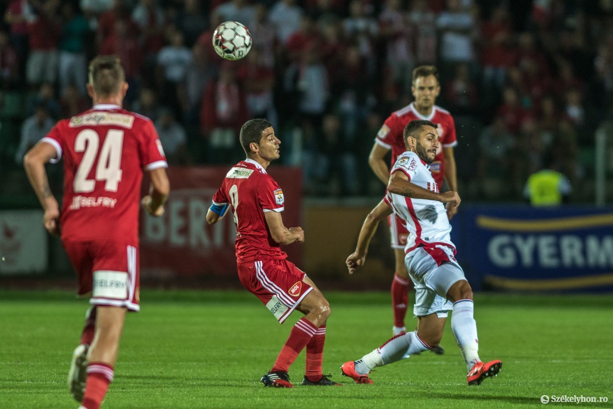 •  Fotó: Pinti Attila