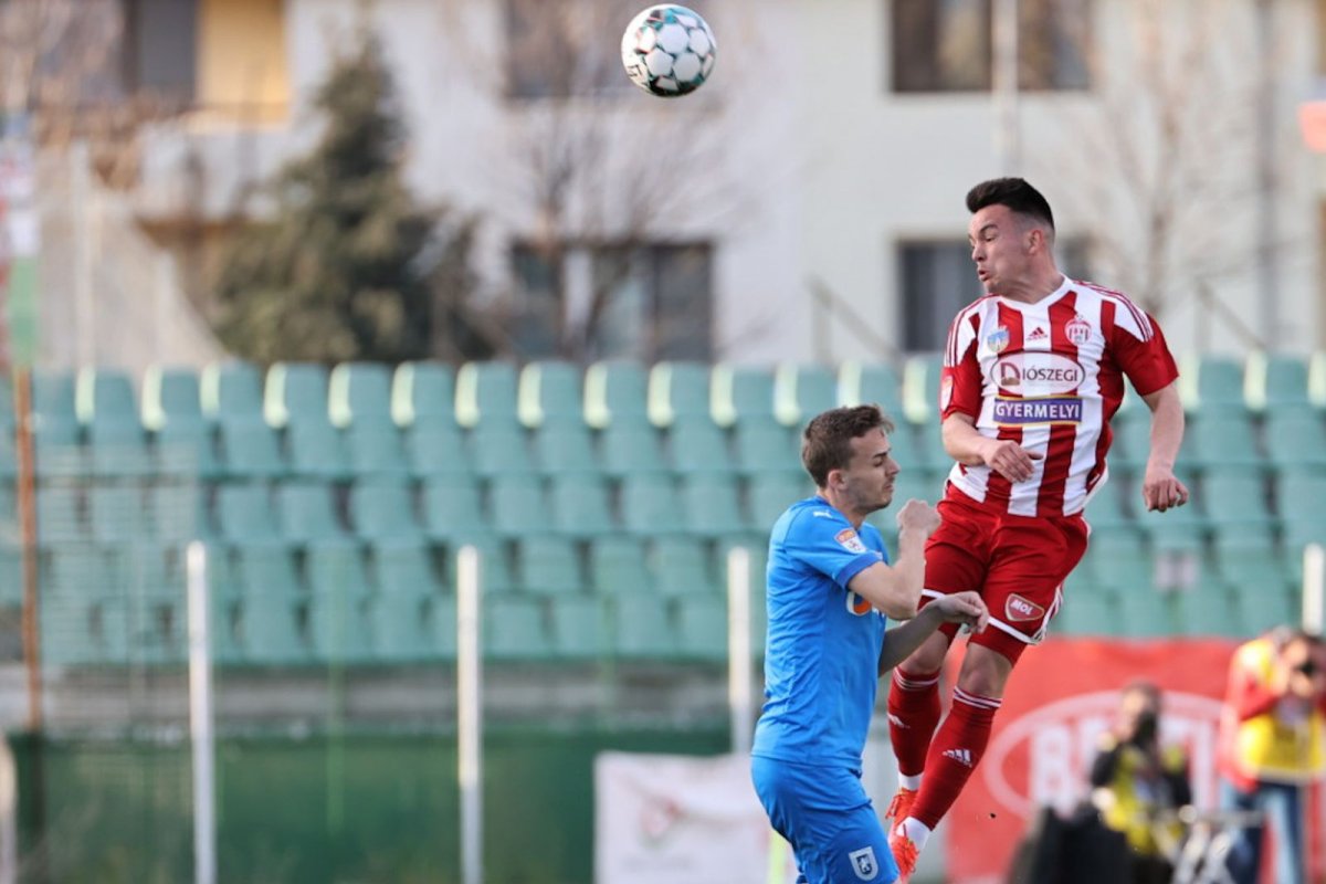 Háttérváltás. A Sepsi OSK is nézők előtt zárhatja az idei szezont • Fotó: Halmágyi Zsolt