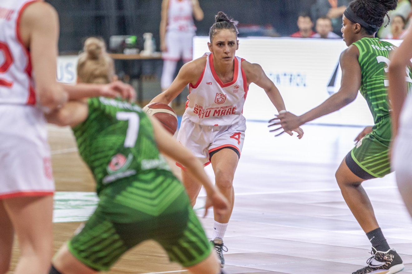 &bullet;  Fotó: Pinti Attila